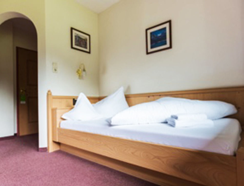 טוקס Hotel Hoehlenstein מראה חיצוני תמונה