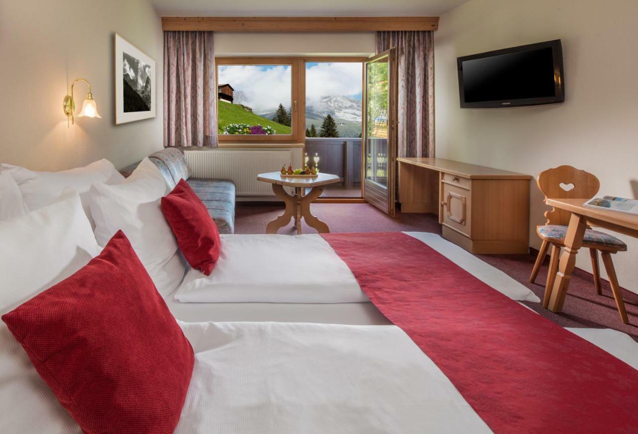 טוקס Hotel Hoehlenstein מראה חיצוני תמונה